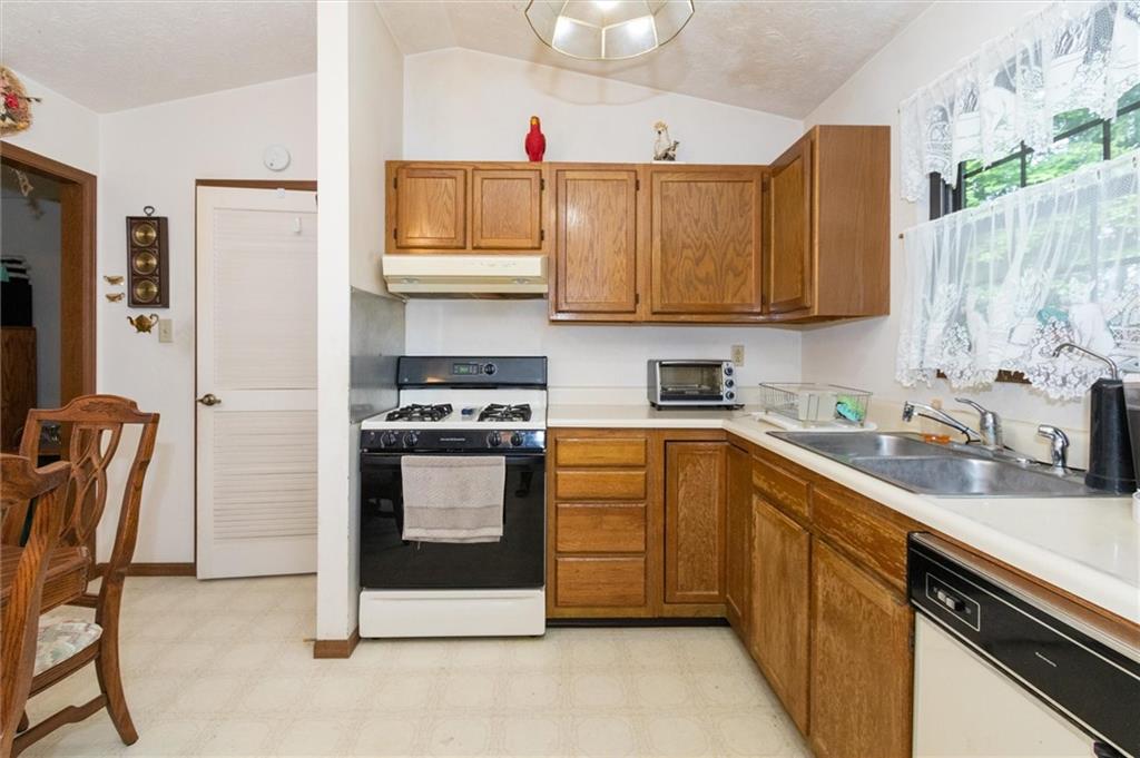 3750 Tansel Road Indianapolis, IN 46234 - Photo 10 of 22 Gallery Image 10