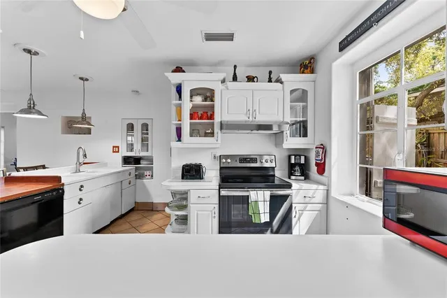 $3,500 | 515 Crystal Beach Avenue, Crystal Beach, FL 34683