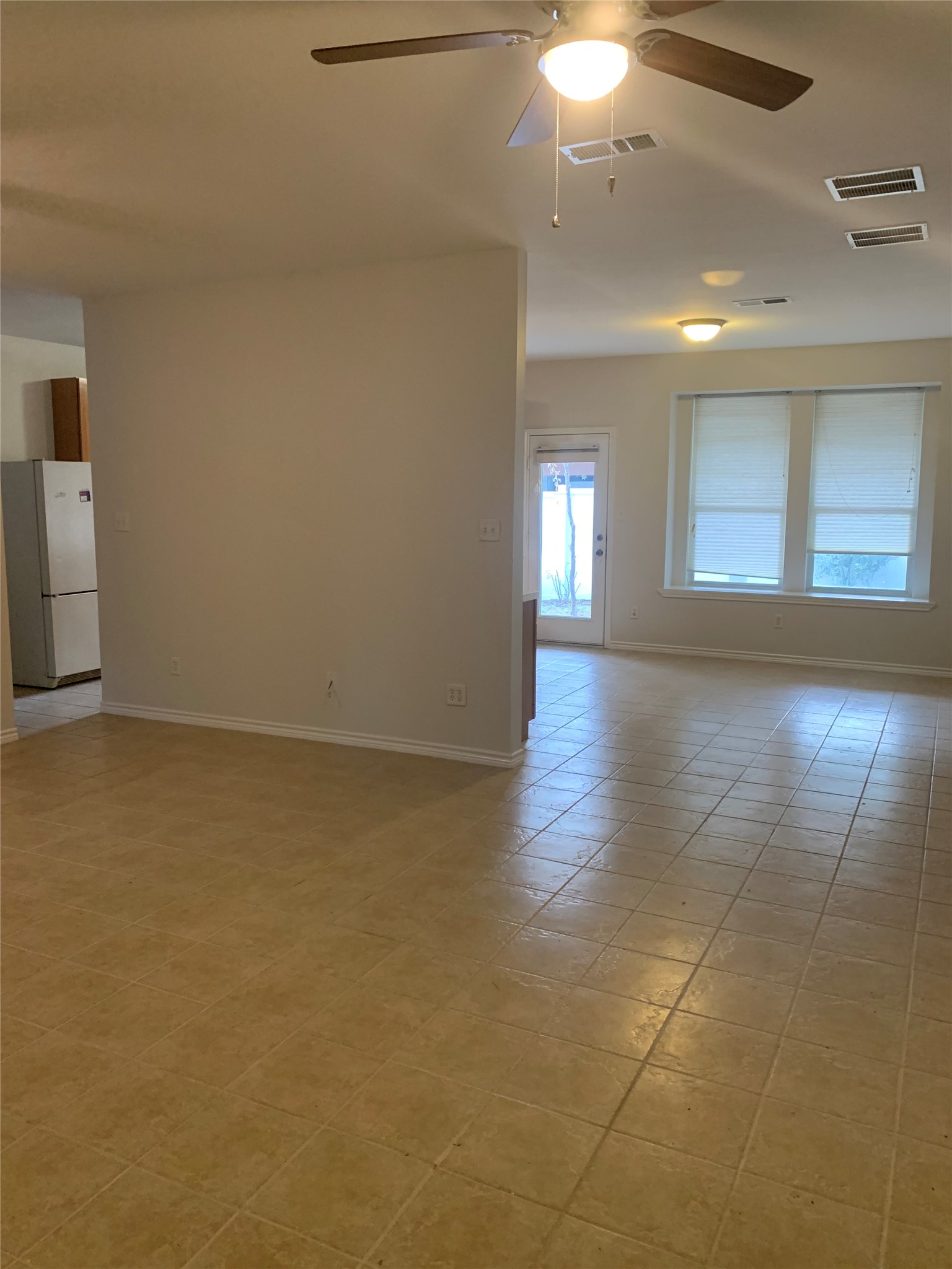 11 Lords Circle Coldspring, TX 77331 - Photo 14 of 26 Large living room space