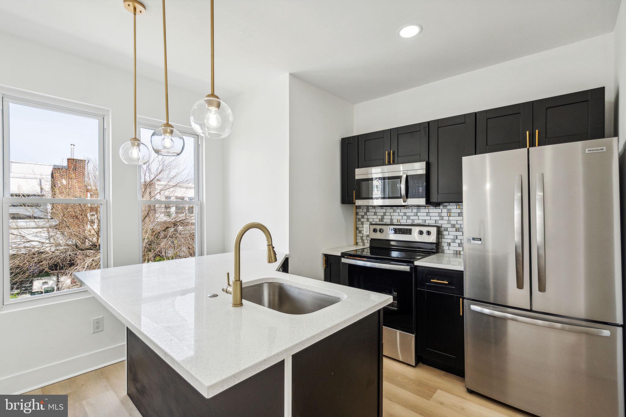 1830 Sulis Street Philadelphia, PA 19141 - Photo 25 of 37 Unit 2 fabulous kitchen