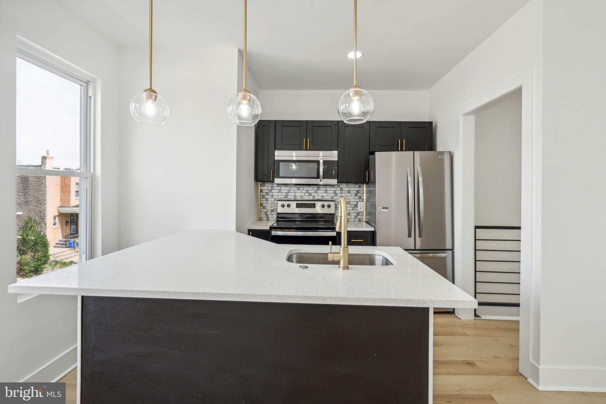 1830 Sulis Street Philadelphia, PA 19141 - Photo 26 of 37 Unit 2 fabulous kitchen