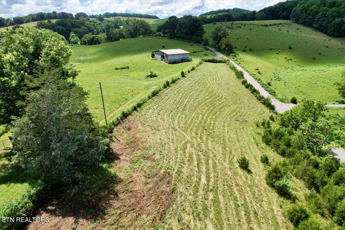 187 Van Huss Road Rose Hill, VA 24281 - Photo 26 of 44 24-DJI_0665