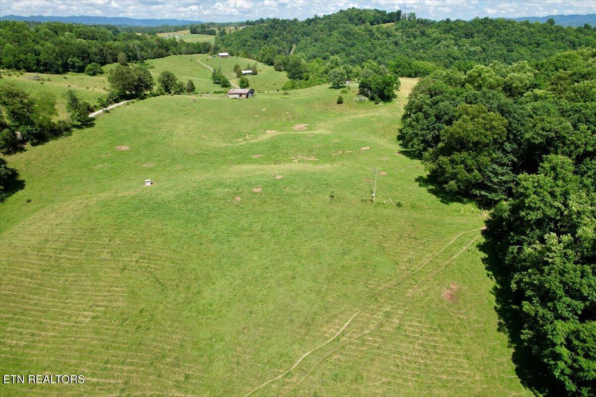 187 Van Huss Road Rose Hill, VA 24281 - Photo 39 of 44 37-DJI_0681