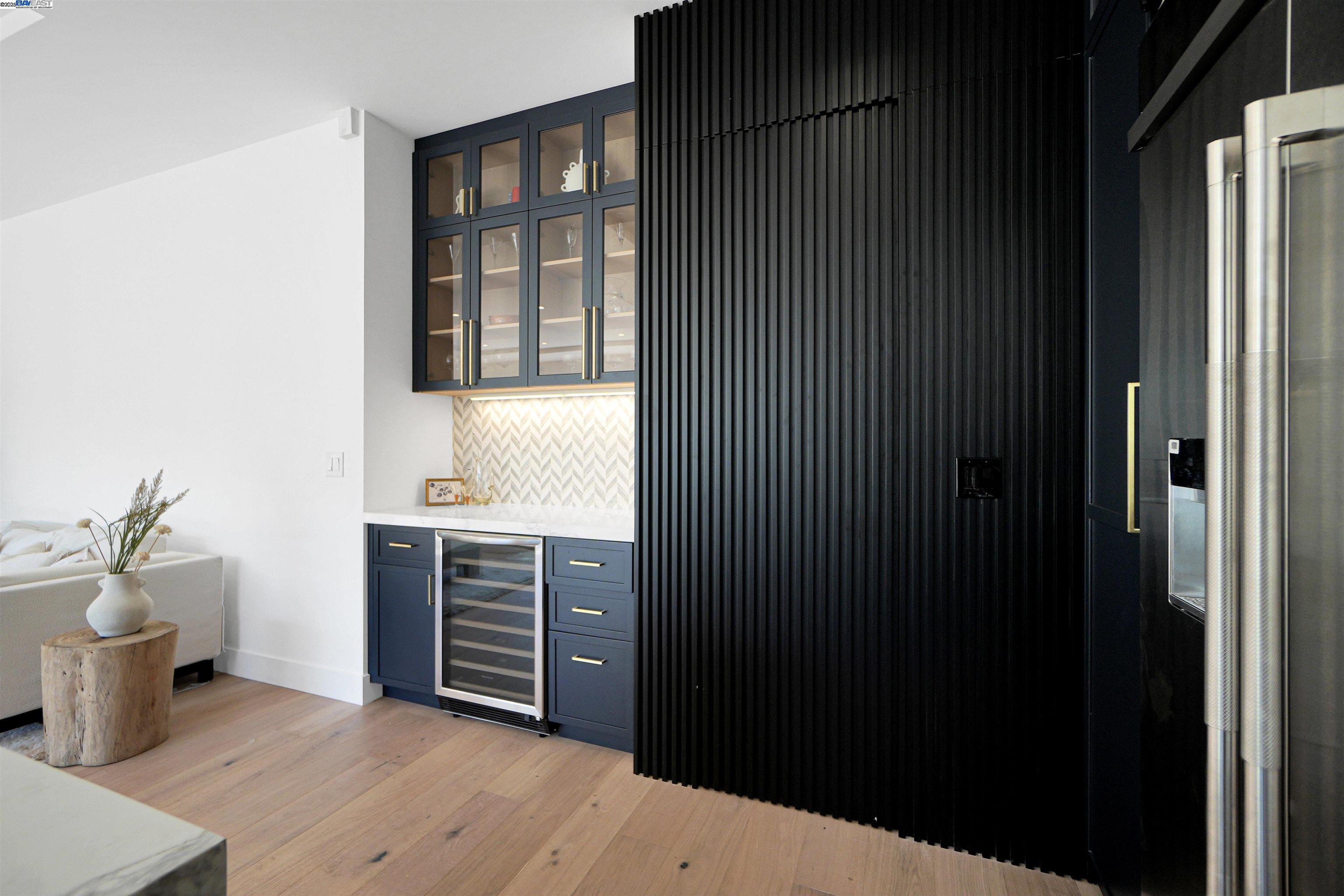 5229 Miles Avenue Oakland, CA 94618 - Photo 16 of 60