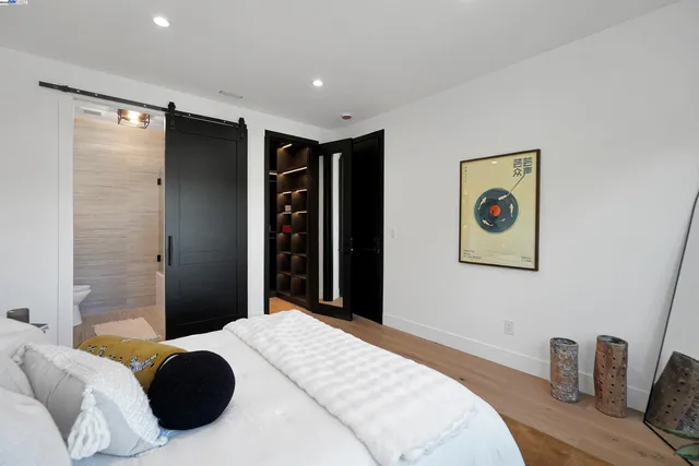 $4,688,888 | 5229 Miles Avenue, Oakland, CA 94618