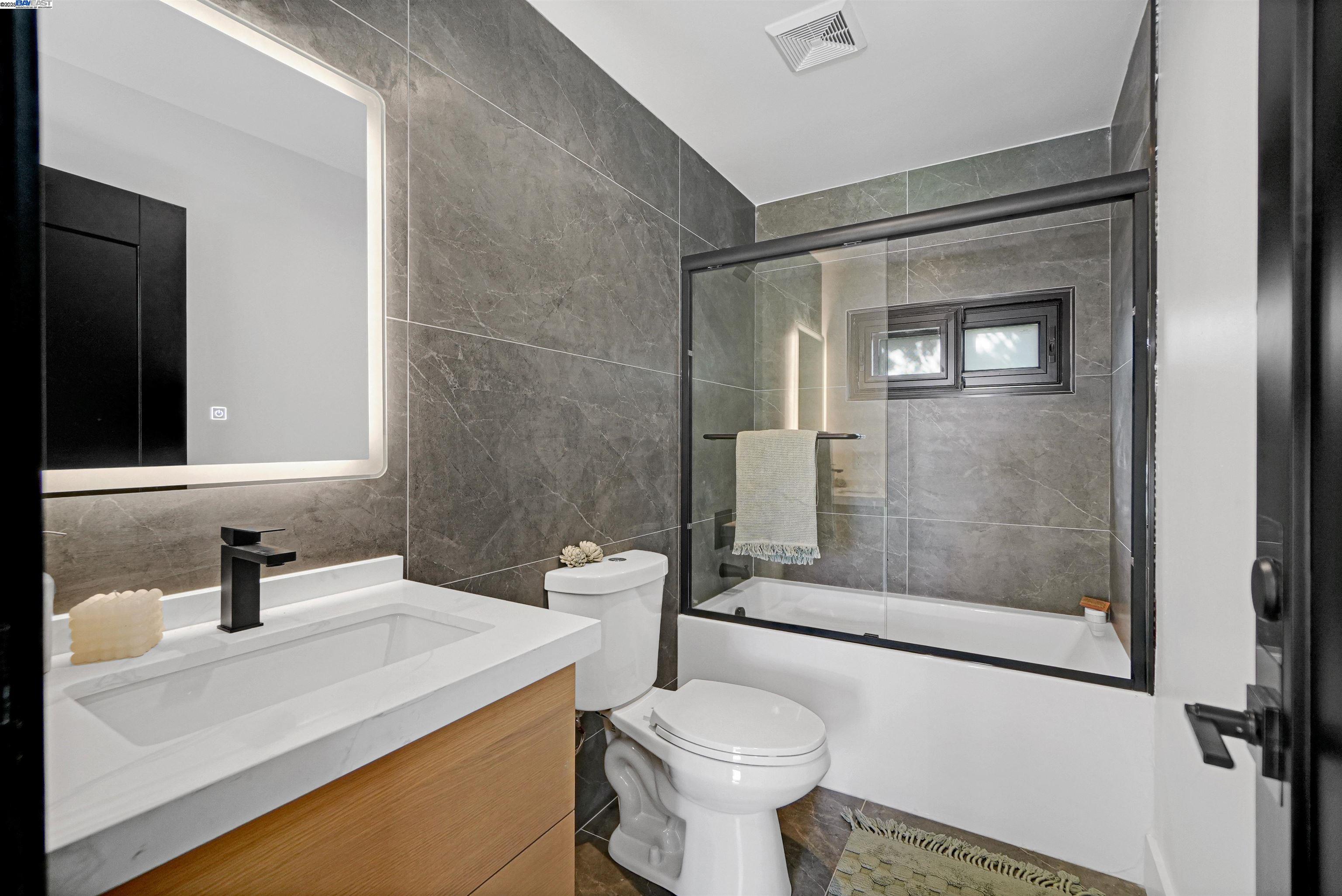 5229 Miles Avenue Oakland, CA 94618 - Photo 54 of 60