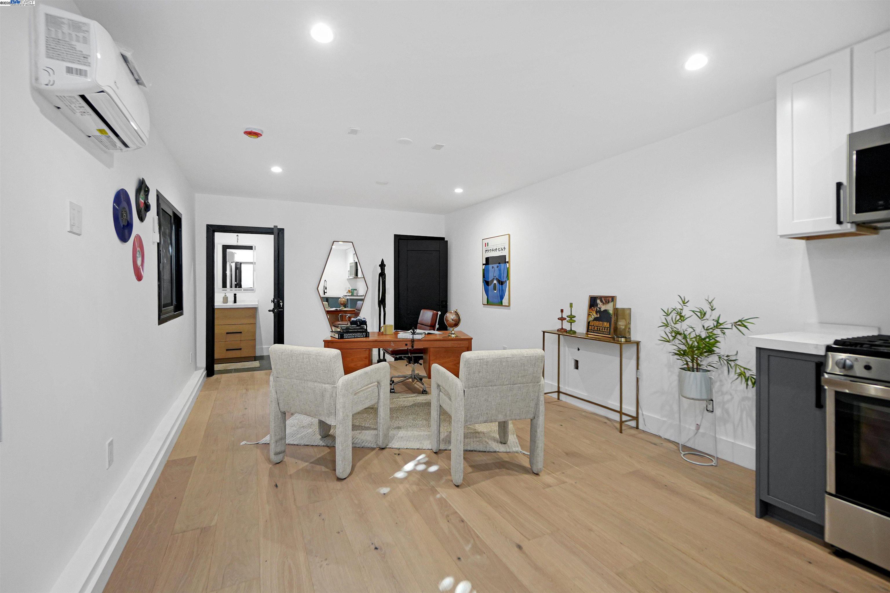 5229 Miles Avenue Oakland, CA 94618 - Photo 57 of 60