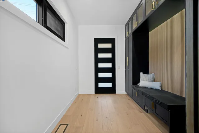 $4,688,888 | 5229 Miles Avenue, Oakland, CA 94618