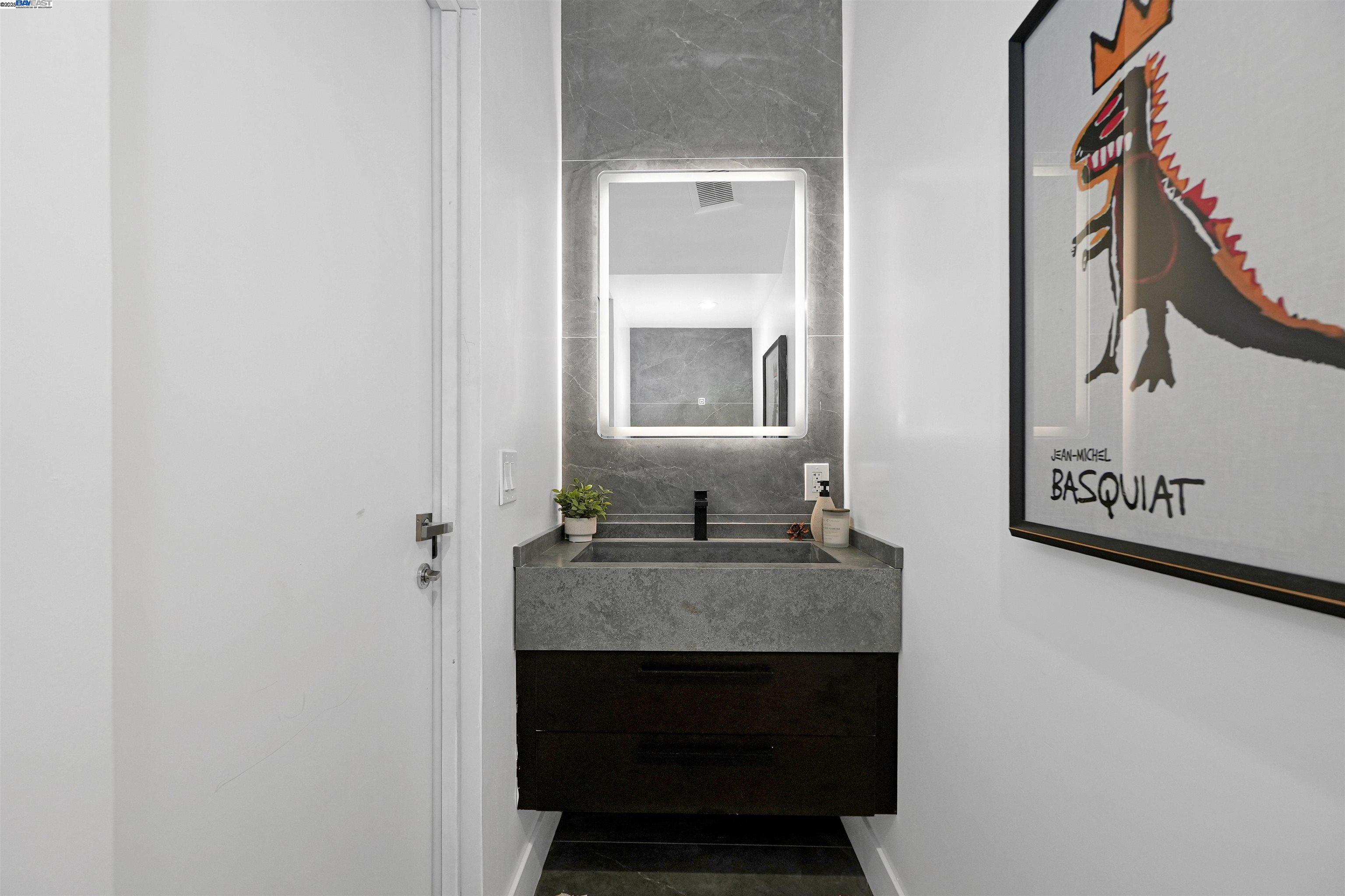 5229 Miles Avenue Oakland, CA 94618 - Photo 10 of 60