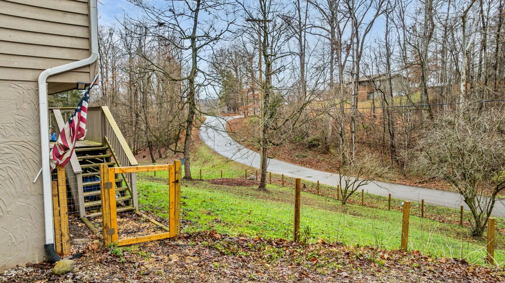 250 McDeerman Road Jacksboro, TN 37757 - Photo 16 of 25