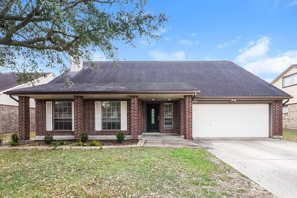 $2,540 | 6026 Egypt Drive, Pasadena, TX 77505