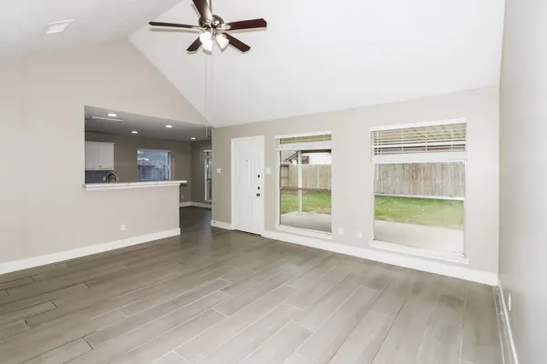 $2,540 | 6026 Egypt Drive, Pasadena, TX 77505