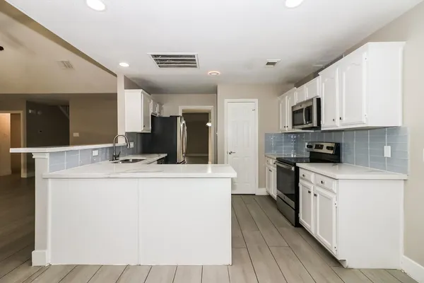 $2,540 | 6026 Egypt Drive, Pasadena, TX 77505