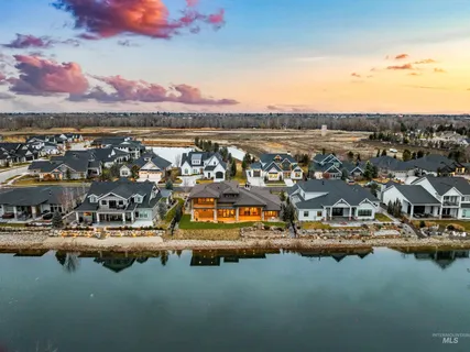 $1,800,000 | 1658 East Crowne Pointe Drive, Eagle, ID 83616