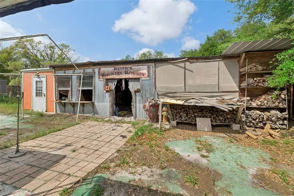 $320,000 | 33601 Tammy Lane, Wesley Chapel, FL 33543