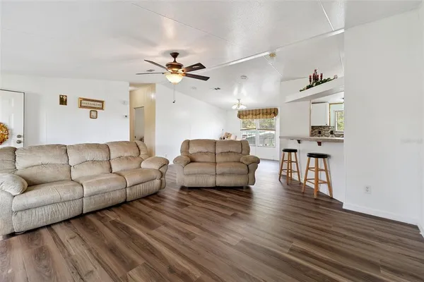 $320,000 | 33601 Tammy Lane, Wesley Chapel, FL 33543