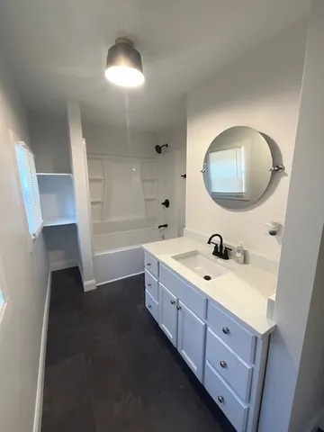 $224,000 | 1703 Hermon Avenue, Zion, IL 60099