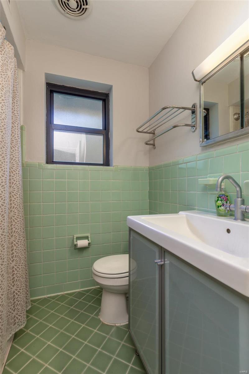 11 Fortune Lane Oakland, MO 63122 - Photo 12 of 19