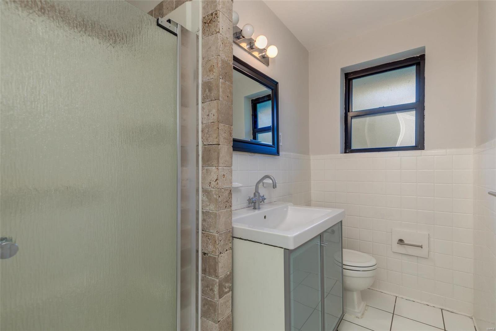 11 Fortune Lane Oakland, MO 63122 - Photo 14 of 19