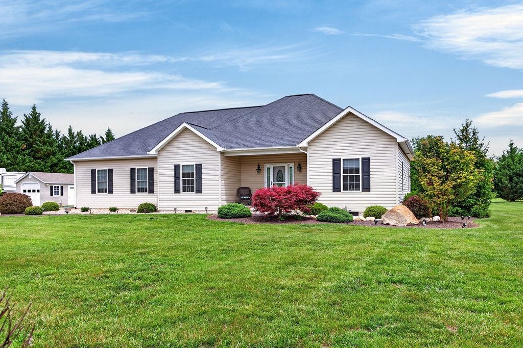 29 Kennedy Ridge Court Stuarts Draft, VA 24477 - Photo 4 of 63