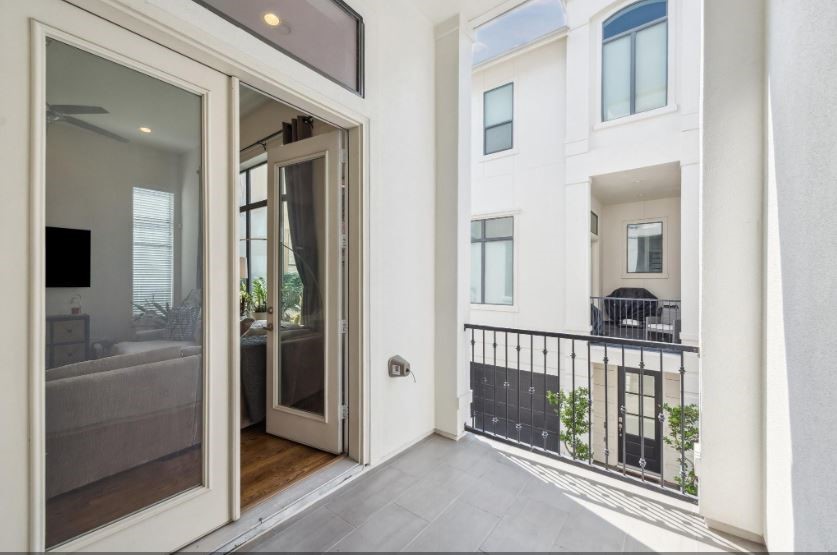 5729 Larkin Street, Unit D Houston, TX 77007 - Photo 12 of 21