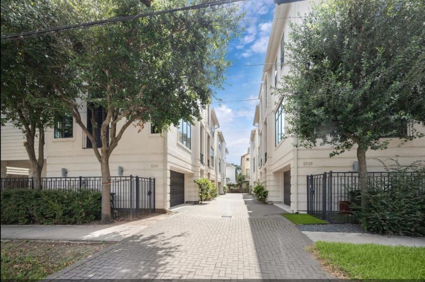 5729 Larkin Street, Unit D Houston, TX 77007 - Photo 21 of 21
