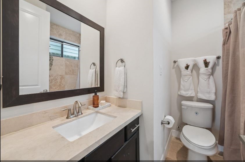 5729 Larkin Street, Unit D Houston, TX 77007 - Photo 7 of 21