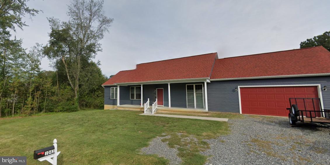 1043 Julian Drive Fredericksburg, VA 22405 - Photo 2 of 2 a house view with a garden space