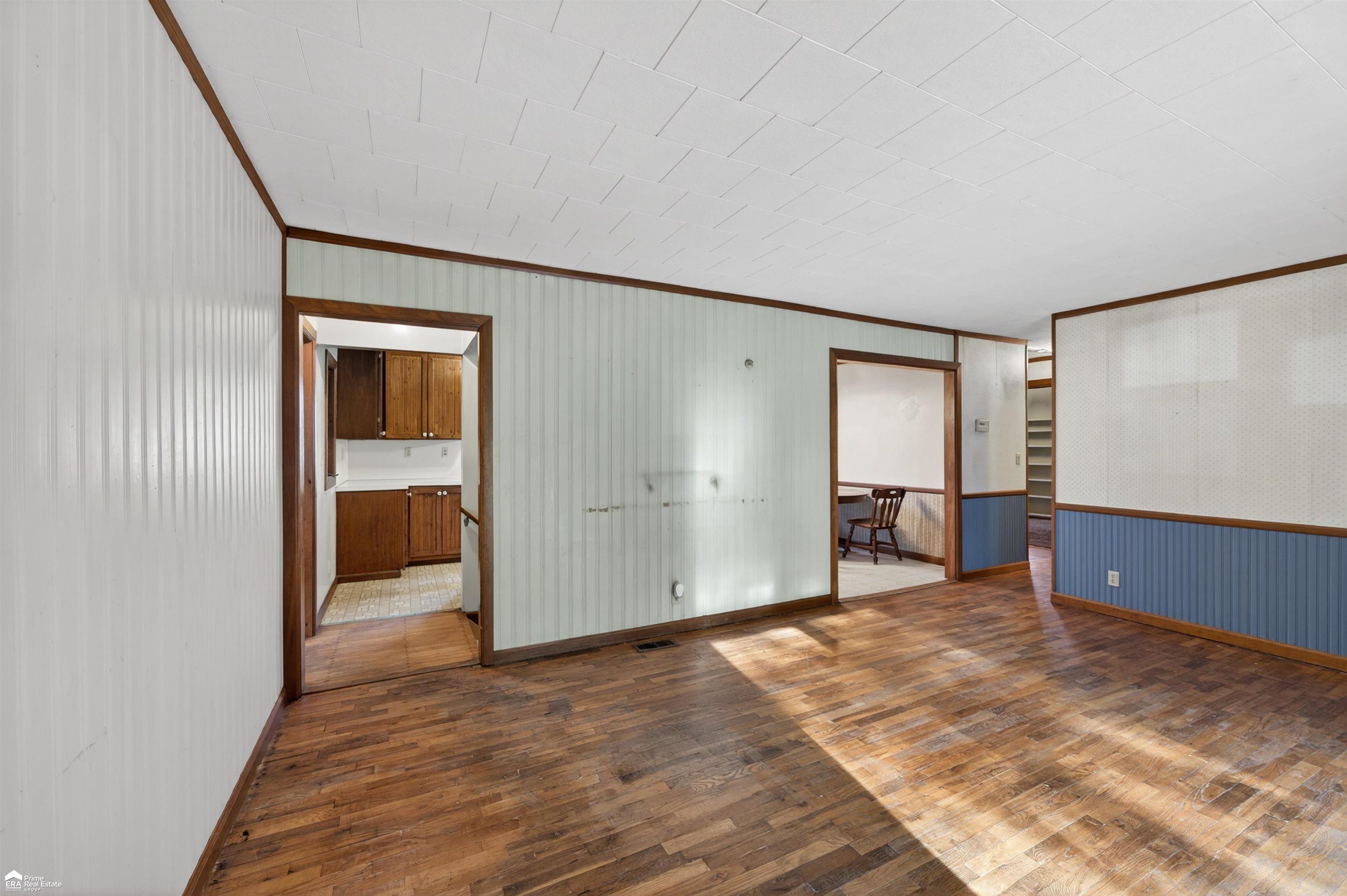 1444 South Genesee Road Burton, MI 48509 - Photo 9 of 64