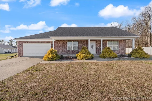 $286,000 | 203 Stoner Way, New Washington, IN 47162