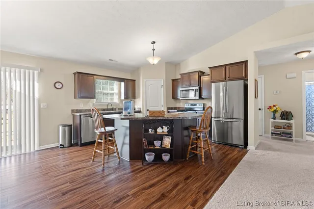 $286,000 | 203 Stoner Way, New Washington, IN 47162