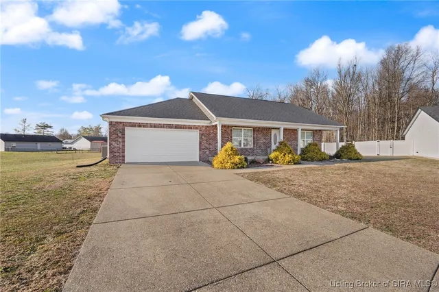 $286,000 | 203 Stoner Way, New Washington, IN 47162