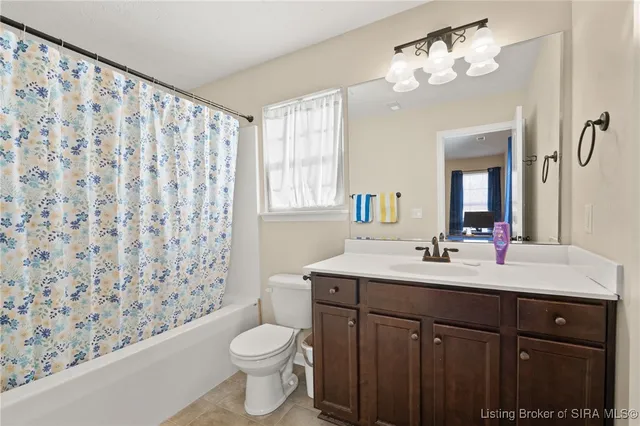 $286,000 | 203 Stoner Way, New Washington, IN 47162