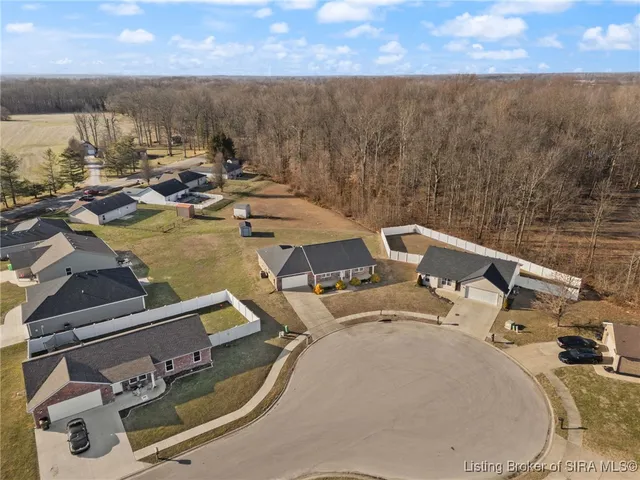 $286,000 | 203 Stoner Way, New Washington, IN 47162