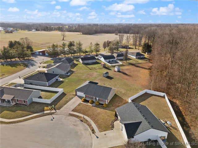 $286,000 | 203 Stoner Way, New Washington, IN 47162