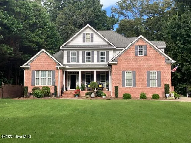 $495,000 | 102 Oxford Road, Greenville, NC 27858