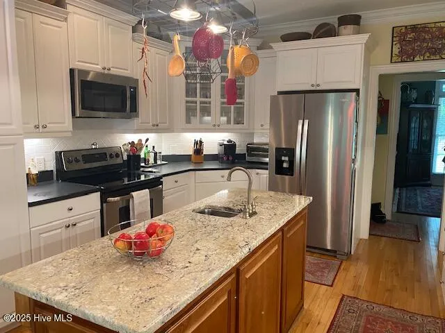 $495,000 | 102 Oxford Road, Greenville, NC 27858