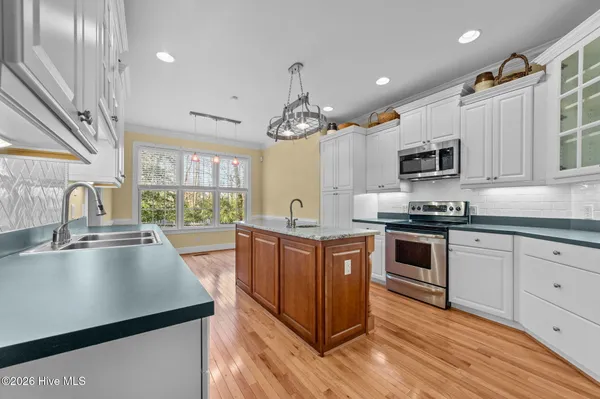 $480,000 | 102 Oxford Road, Greenville, NC 27858