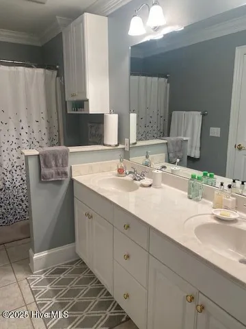 $495,000 | 102 Oxford Road, Greenville, NC 27858