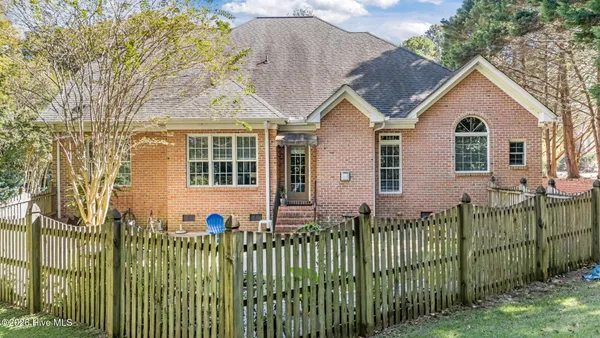 $480,000 | 102 Oxford Road, Greenville, NC 27858