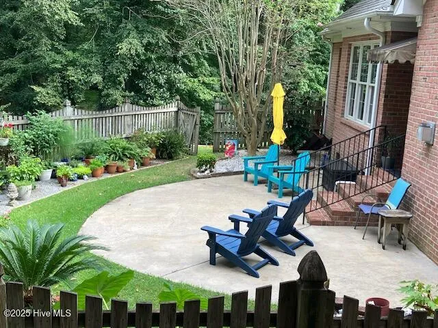 $495,000 | 102 Oxford Road, Greenville, NC 27858