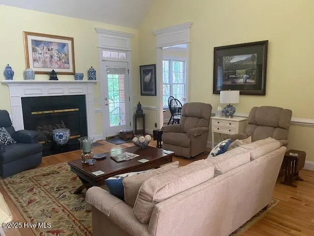 $495,000 | 102 Oxford Road, Greenville, NC 27858