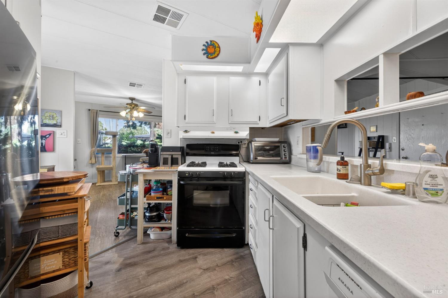 29 Hemlock Court Rohnert Park, CA 94928 - Photo 15 of 28 Kitchen from Casual Dining
