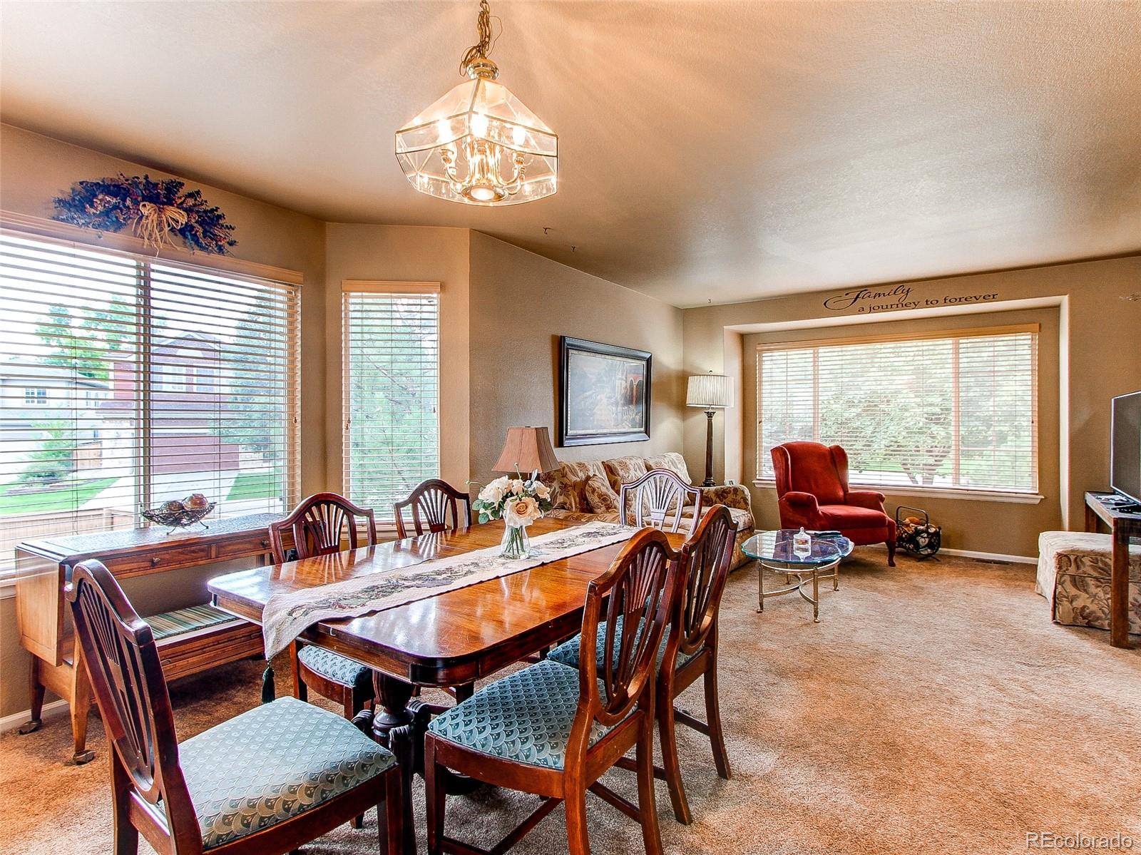 6855 Edgewood Way Highlands Ranch, CO 80130 - Photo 5 of 33 Gallery Image 5