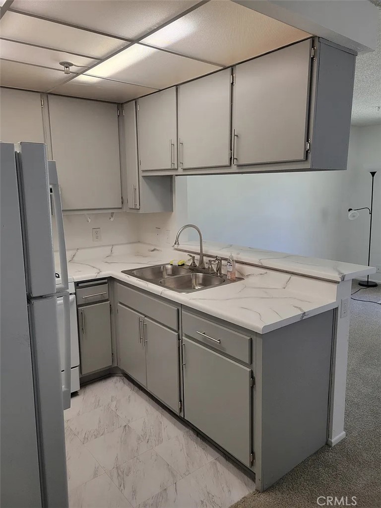 3840 West Jacinto View Road Banning, CA 92220 - Photo 7 of 15 Kitchen