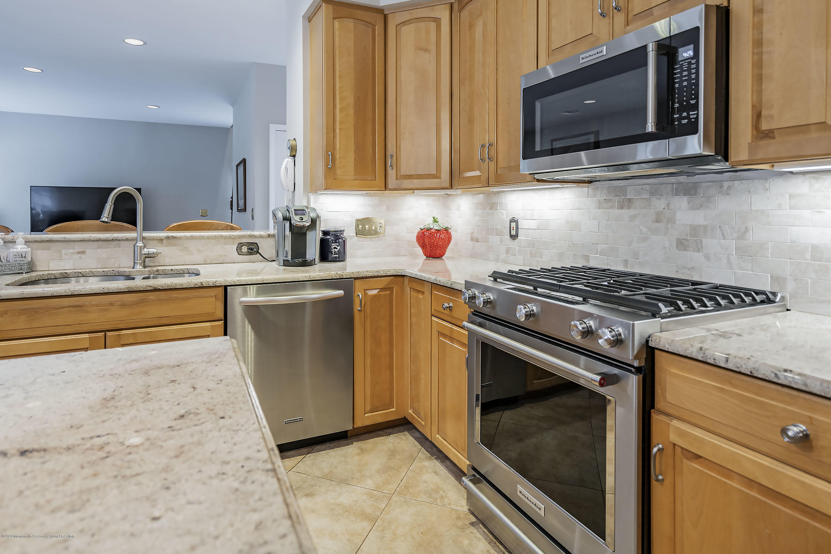 621 Locust Road Brielle, NJ 08730 - Photo 23 of 79 Kitchen 4