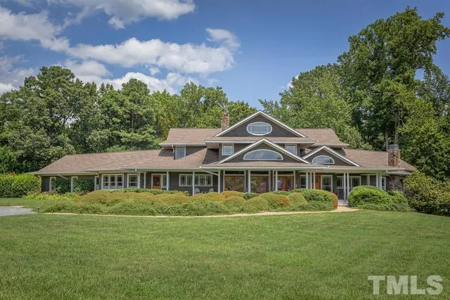 $2,100,000 | 500 Meadow Run, Chapel Hill, NC 27517