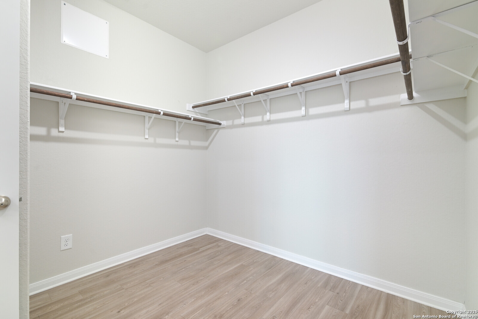 209 Joseph Circle Cibolo, TX 78108 - Photo 11 of 17 Gallery Image 11