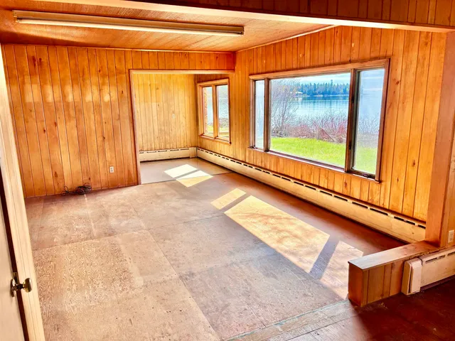 $969,000 | 5480 Highway 61, Hovland, MN 55606