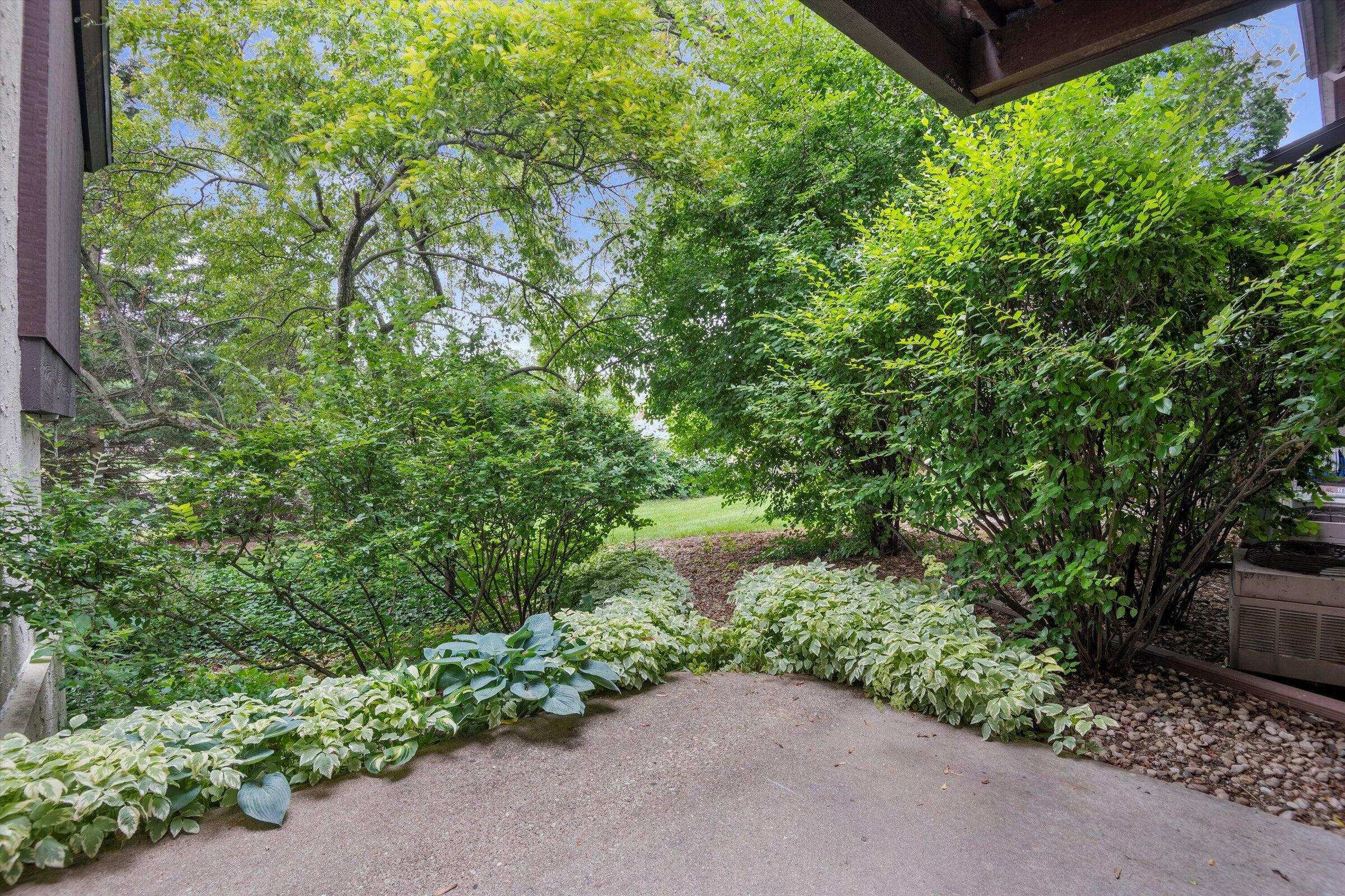 2230 Good Hope Road, Unit 25 Glendale, WI 53209 - Photo 26 of 41 patio